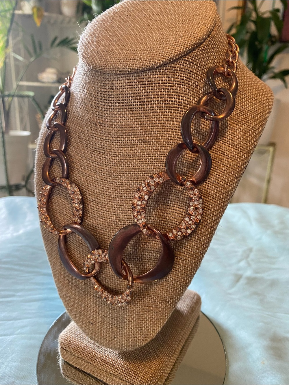 GOLD-TONE RHINESTONE STATEMENT LINK NECKLACE - Picture 5 of 14